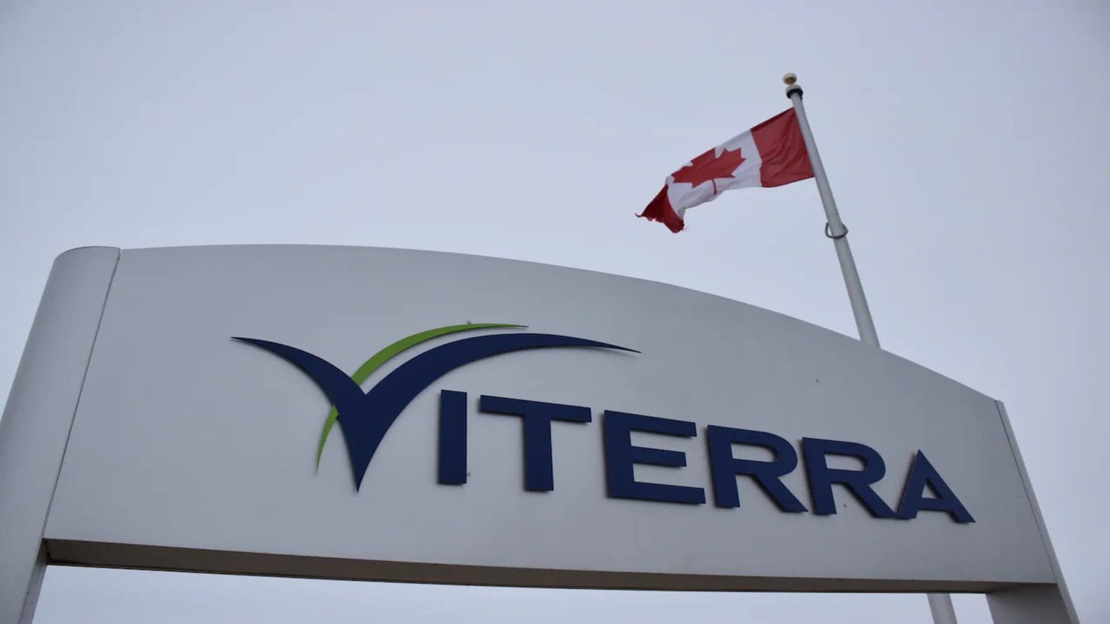 Viterra Canada and grain union successfully ratify revised contract