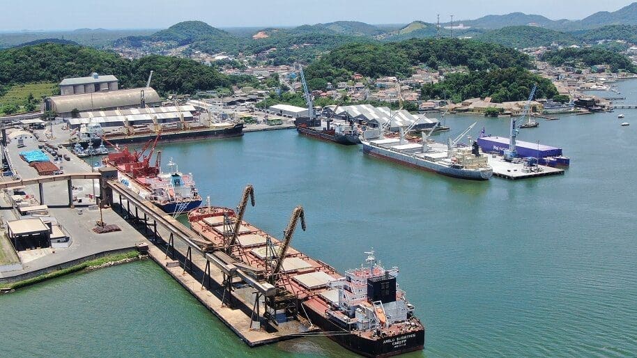 Bunge ends 3-year contract with Sao Francisco do Sul port authority, making room for rivals